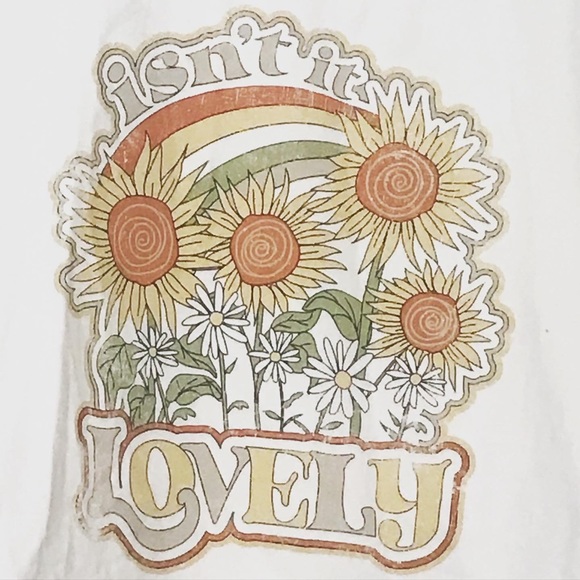 ✨2/$30✨ Off white vintage inspired crop top - Picture 3 of 3